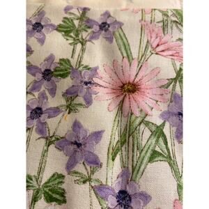 Quilt Fabric Large Cuts cream cuts are half yards.  Others are bigger